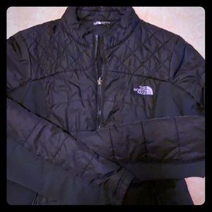 Black north face jacket medium